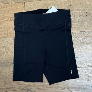 Smartwool WOMEN'S MERINO SPORT TRAINING SHORTS, Black, Size XS - NWT